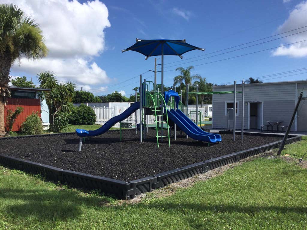Photo of 5000 SE Federal Highway #193, Stuart, FL 34997 (MLS # B26062156)