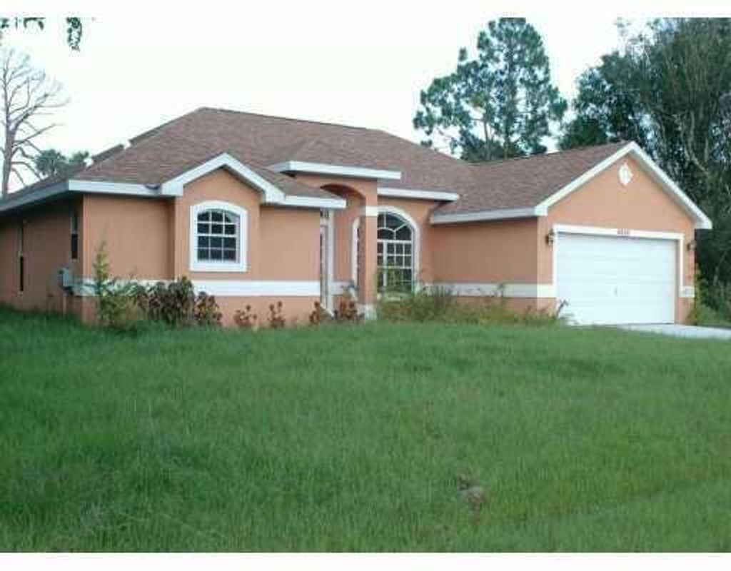 Photo of 4009 SW Cheribon Street St, Port St Lucie, FL 34953 (MLS # R10799851)