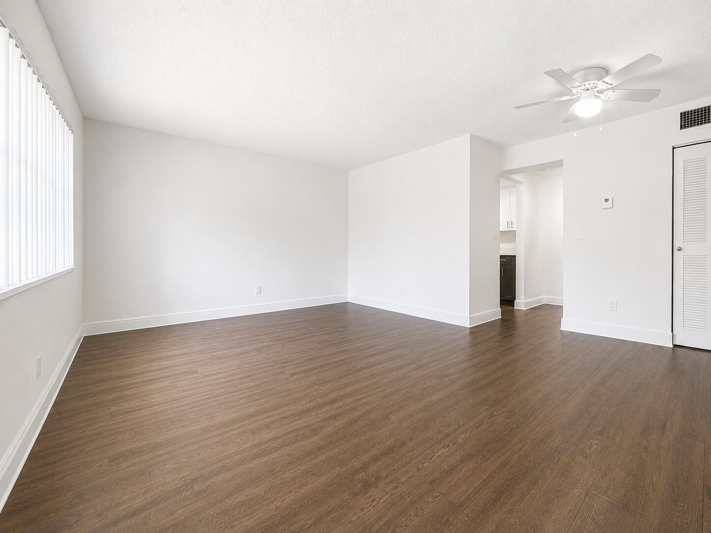 401 NW 34 Street 93-107
