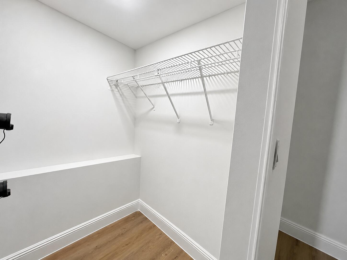 401 NW 34 Street 93-107