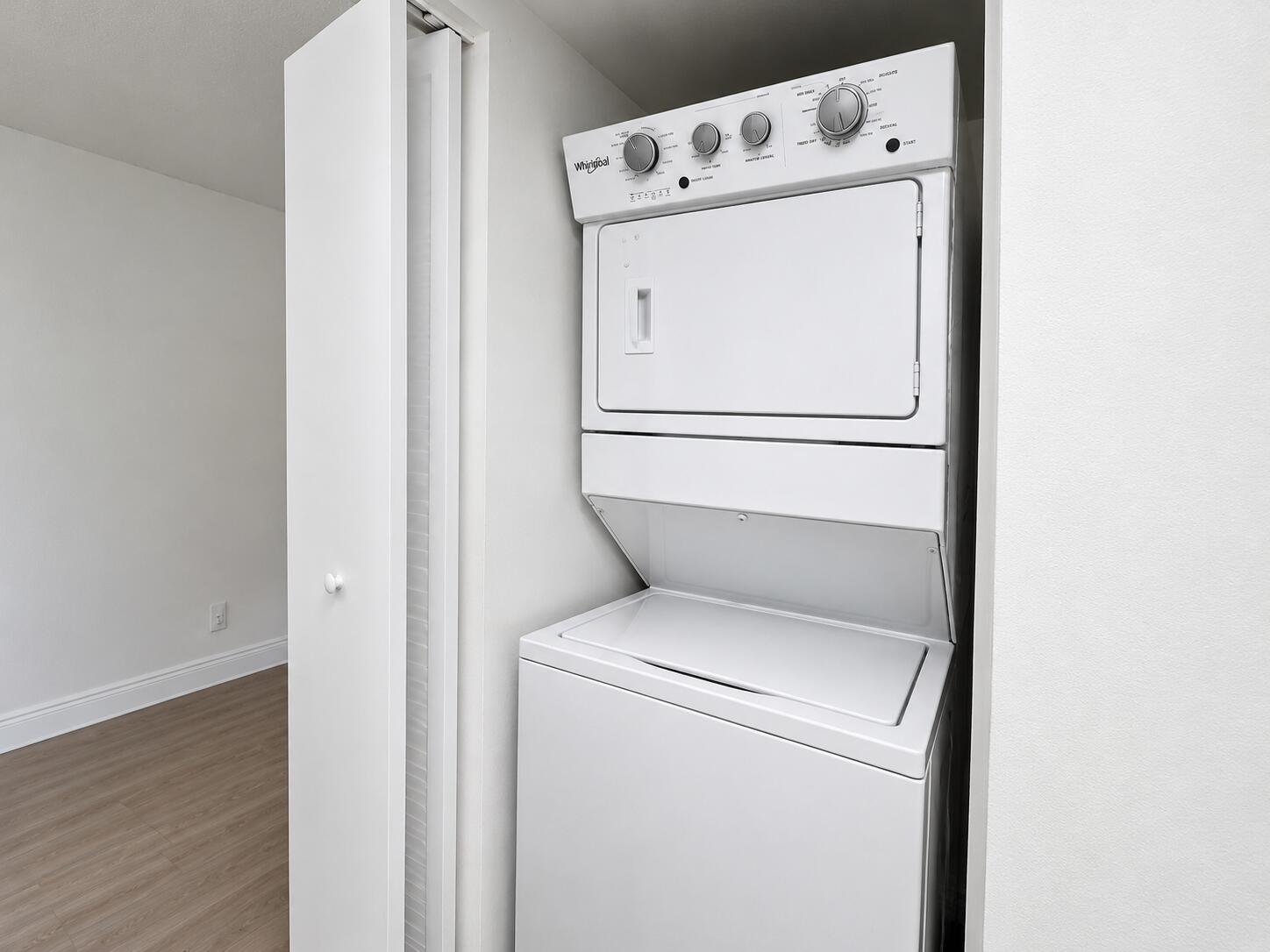 401 NW 34 Street 93-107