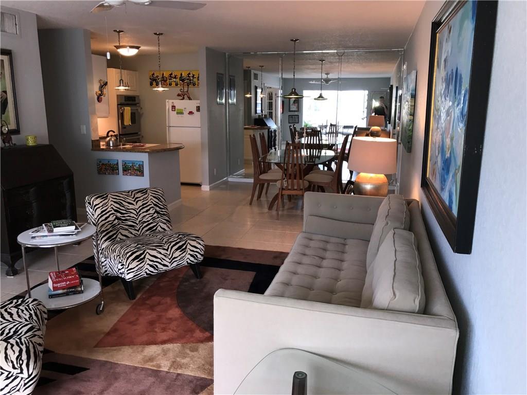 Bay Colony Club - Residential