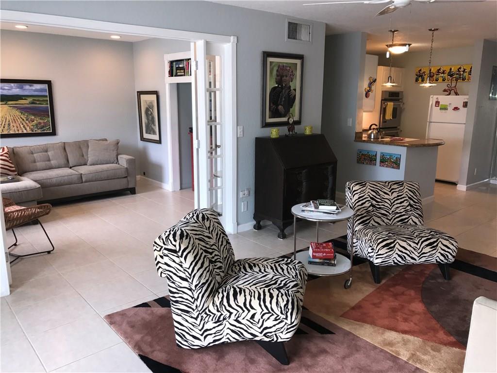 Bay Colony Club - Residential