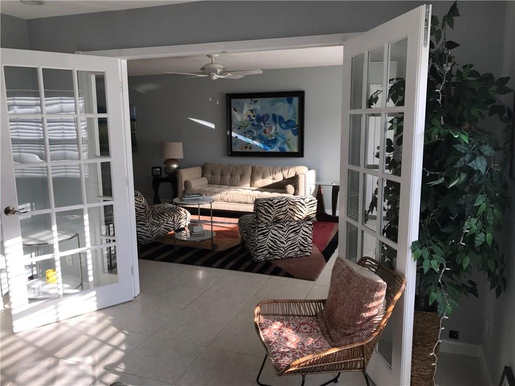 Bay Colony Club - Residential