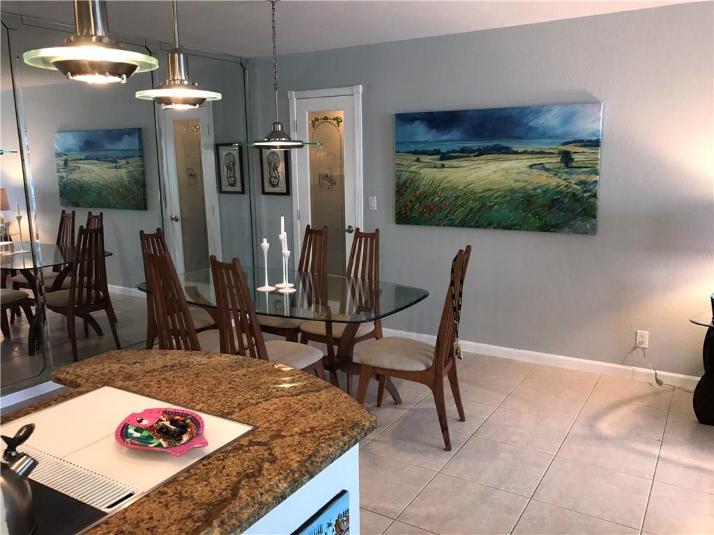 Bay Colony Club - Residential
