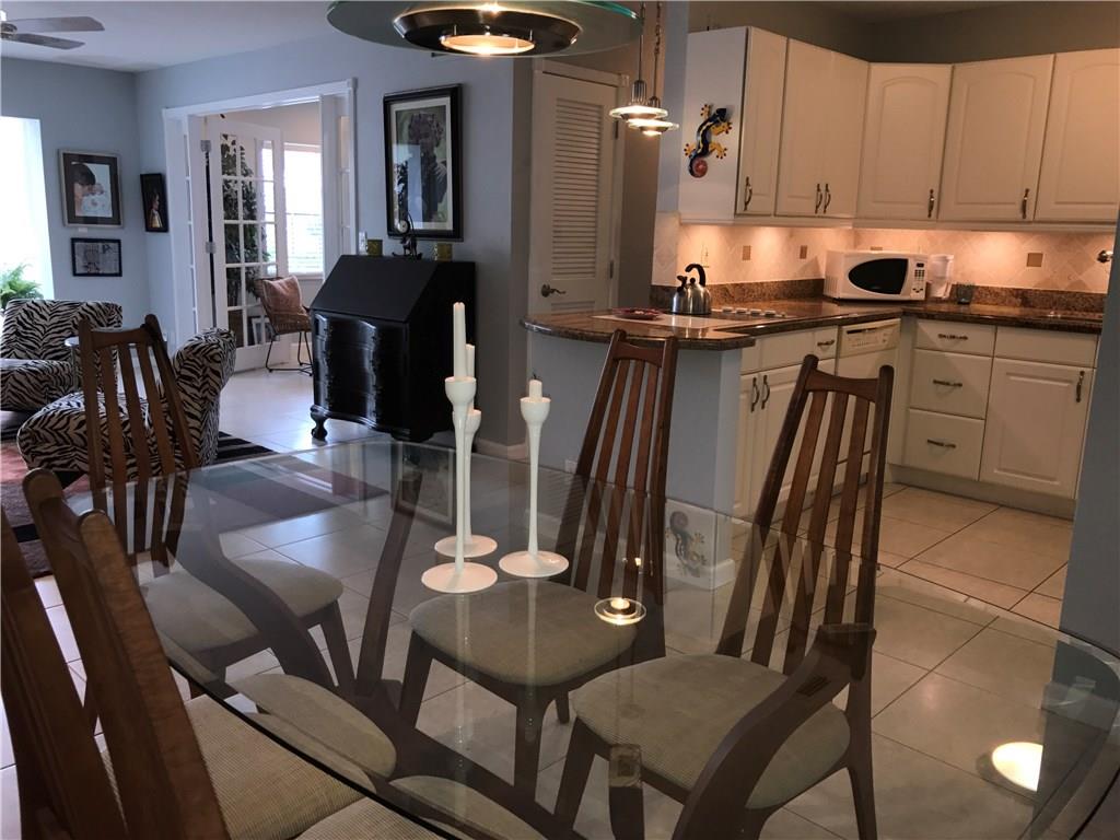 Bay Colony Club - Residential