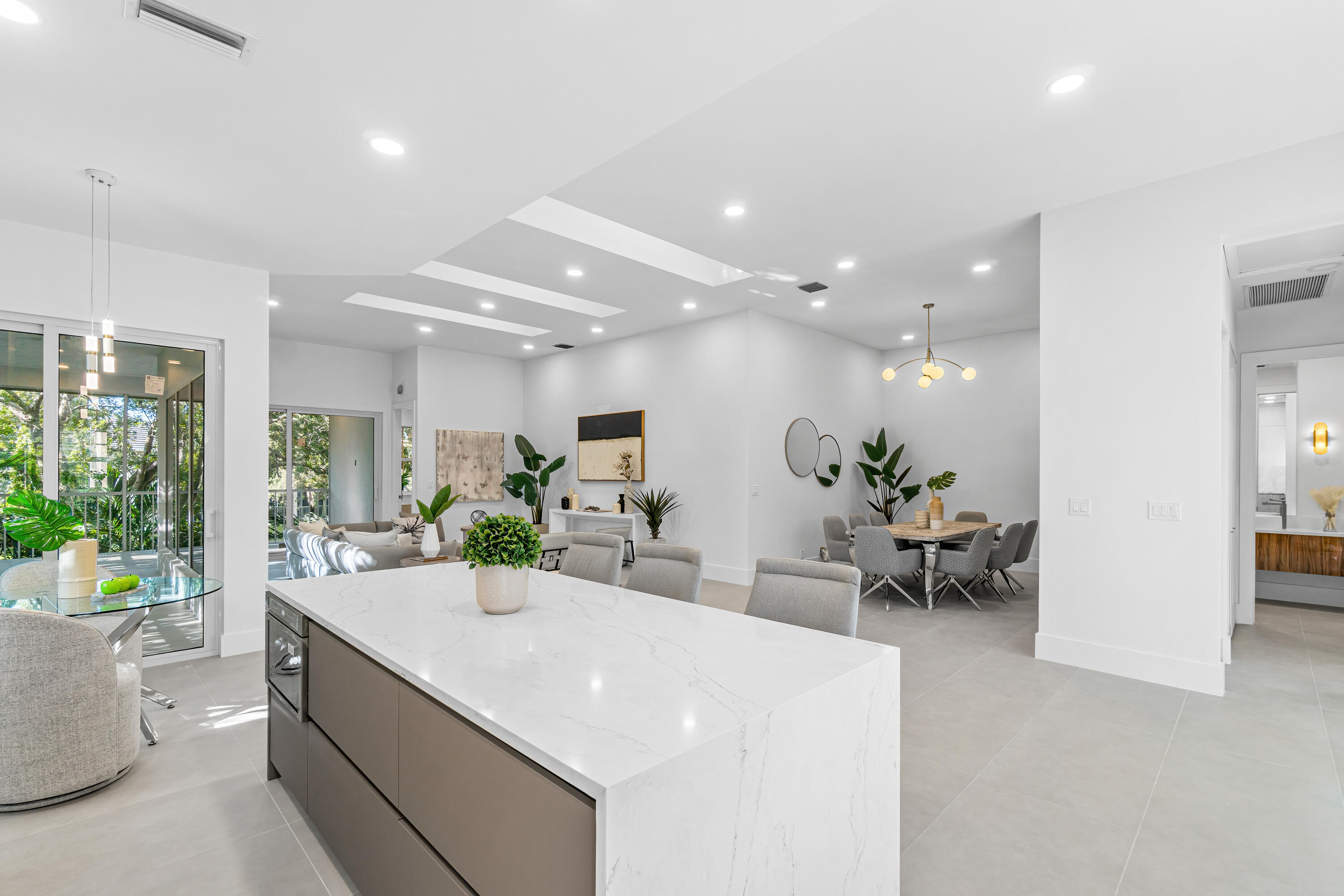 CATALINA / POLO CLUB - Residential