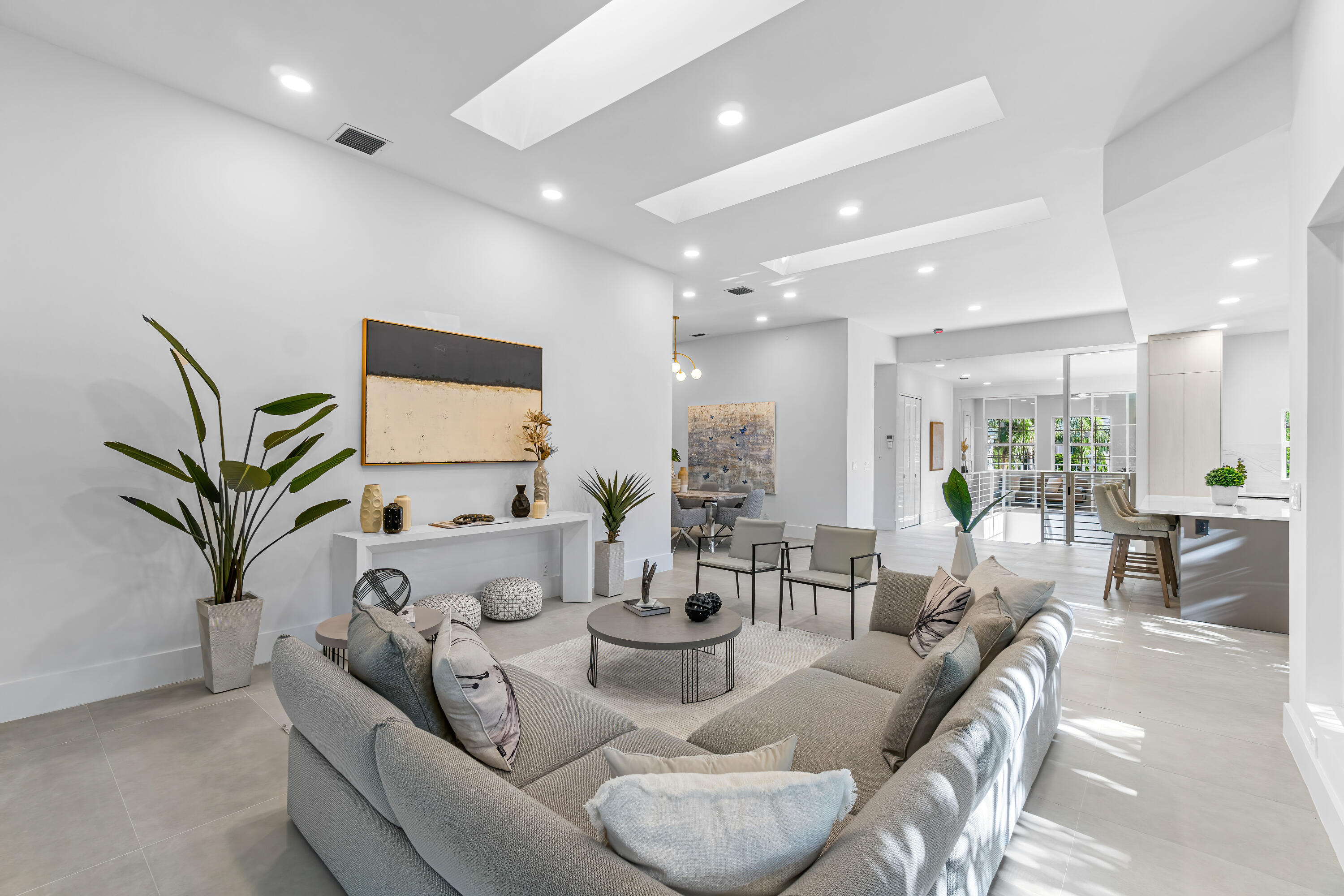 CATALINA / POLO CLUB - Residential