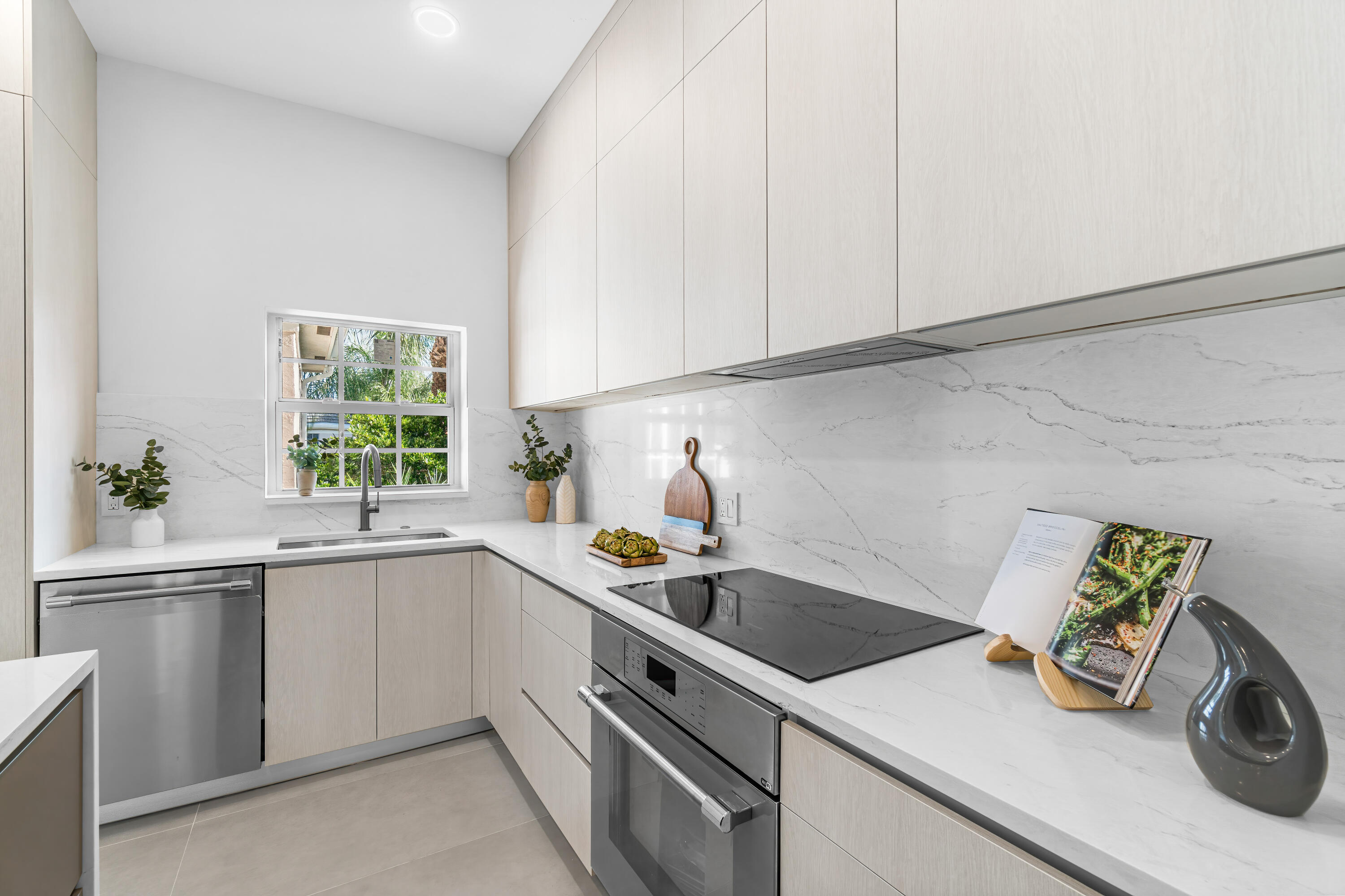 CATALINA / POLO CLUB - Residential