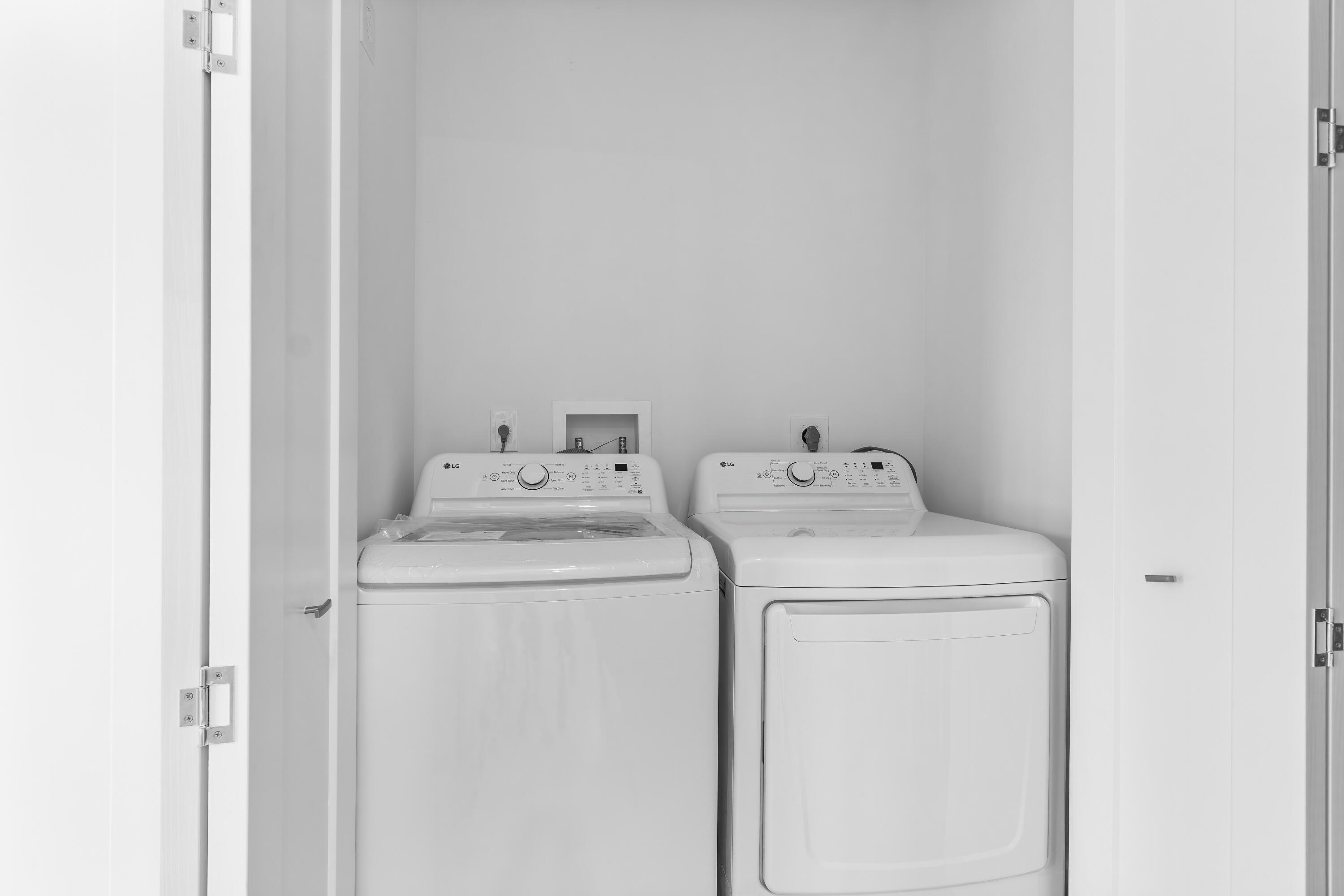 CATALINA / POLO CLUB - Residential