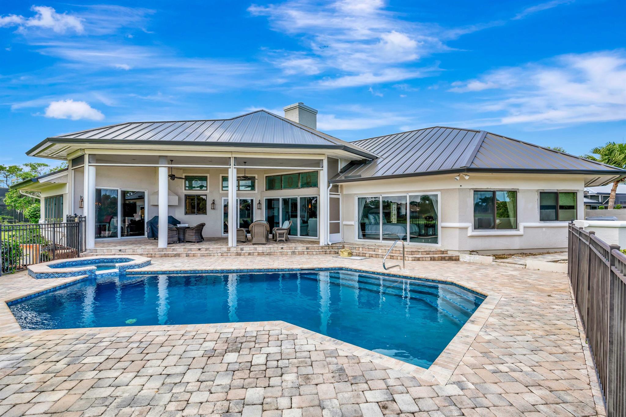 PIPERS LANDING - Residential