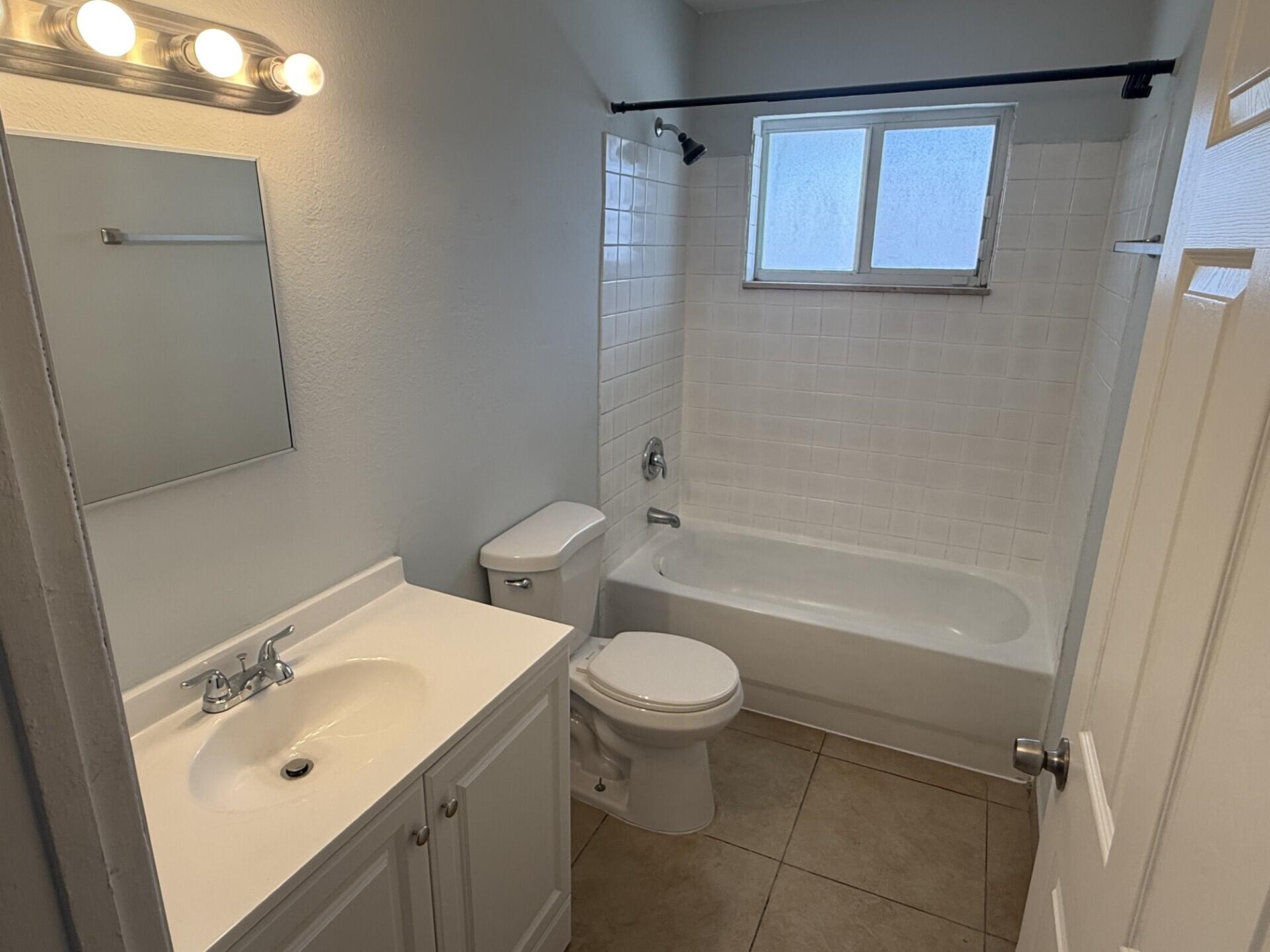 ACREHOME PARK - Residential Lease