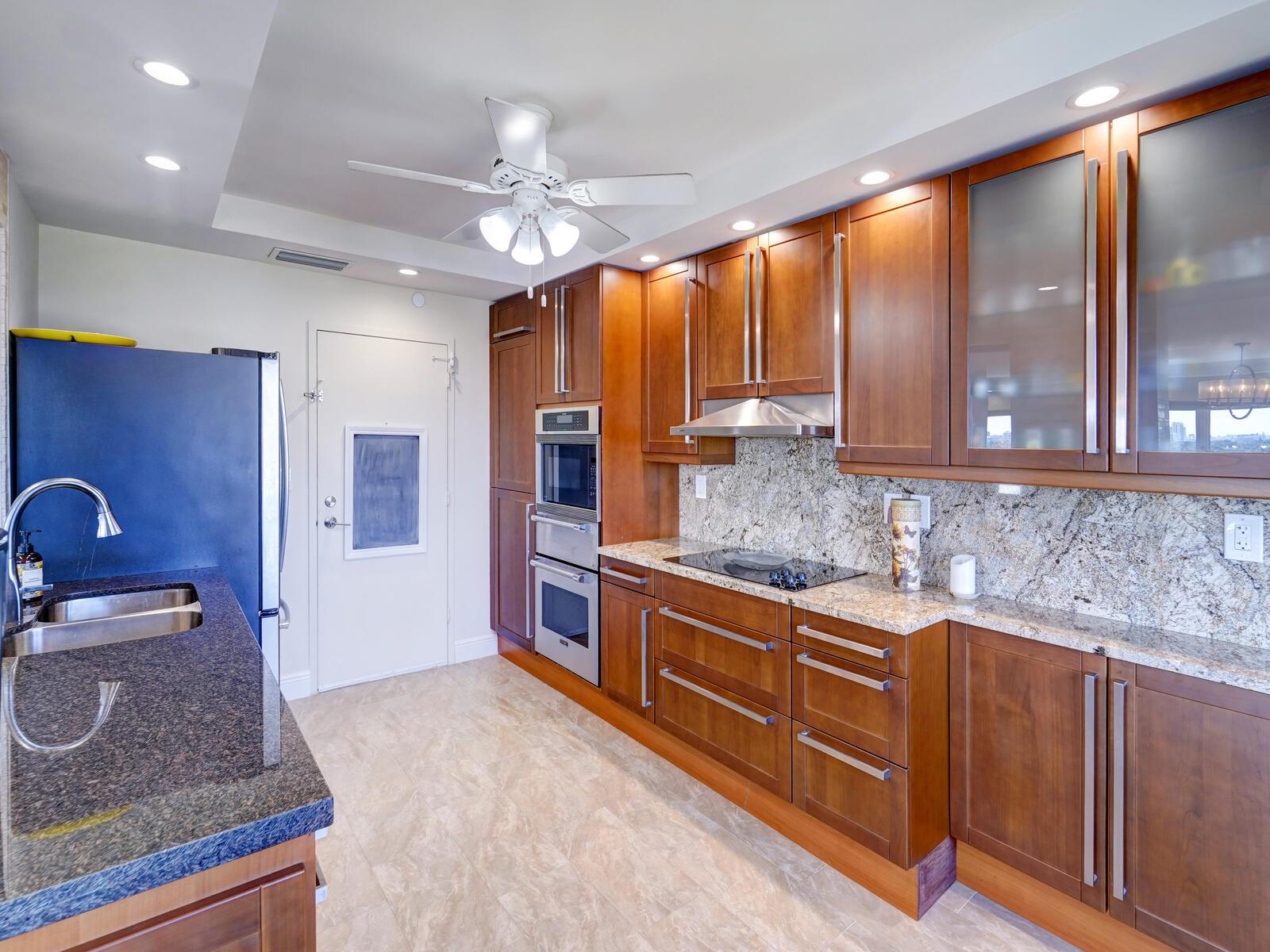 MARINE TOWER - Residential