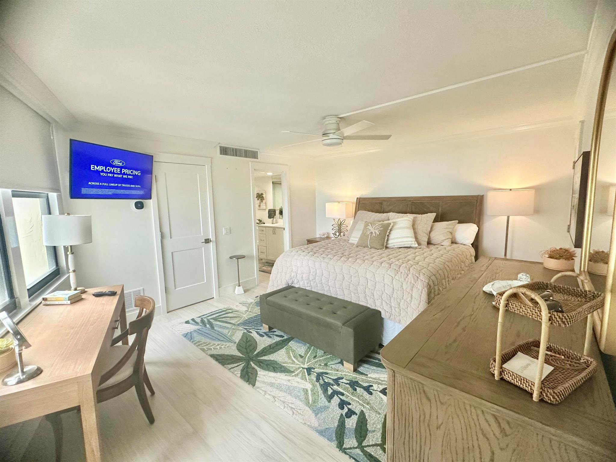 PHOENIX TOWERS CONDO - Residential Lease