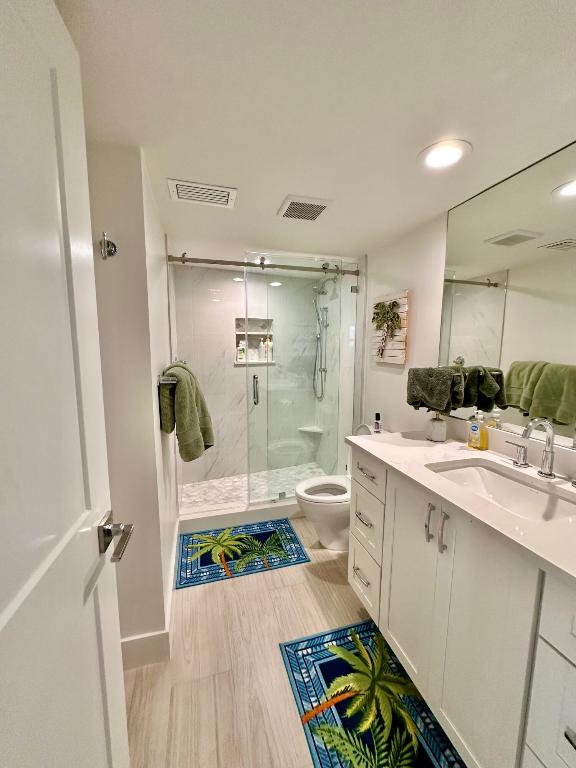 PHOENIX TOWERS CONDO - Residential Lease