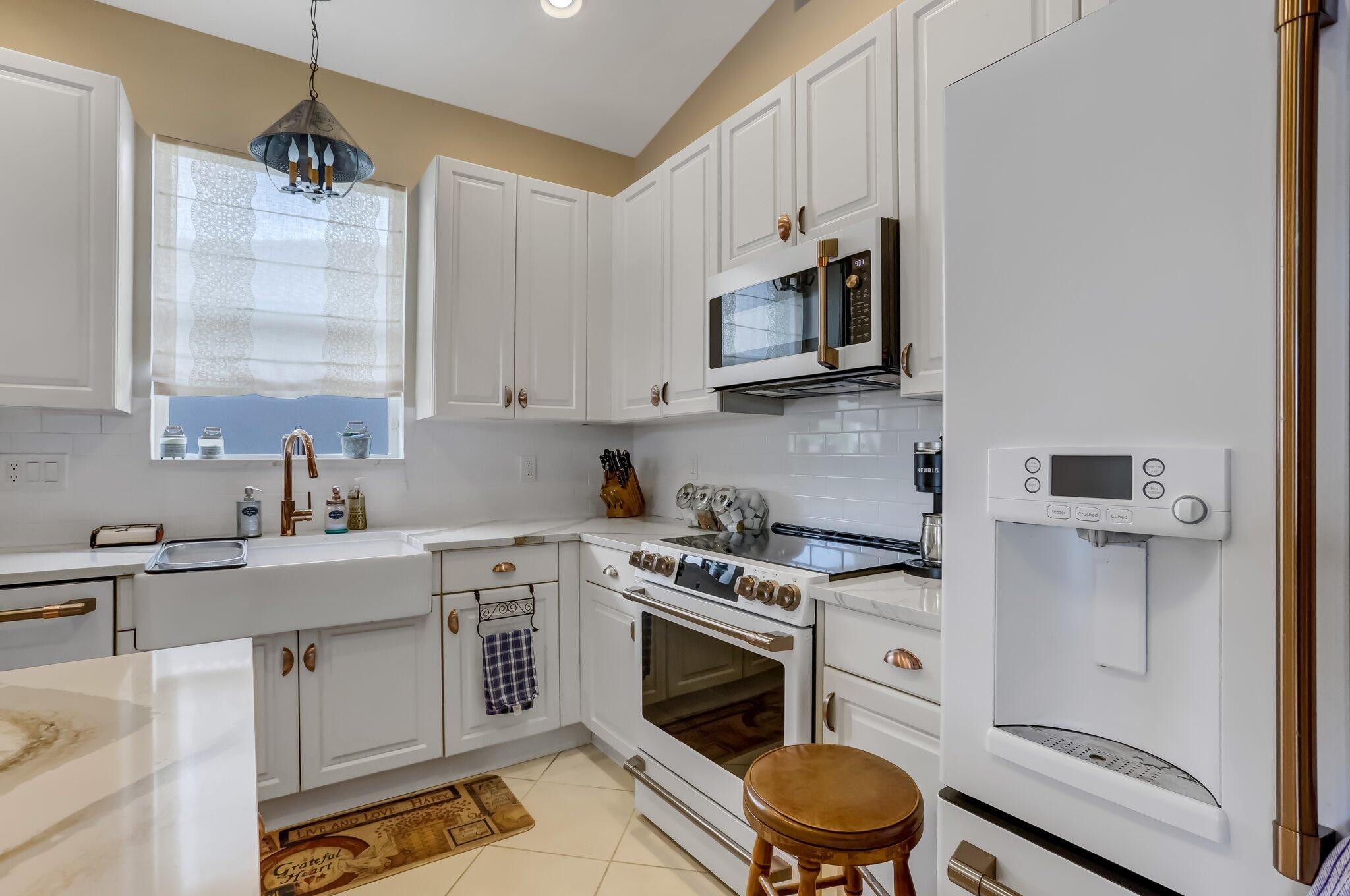 BAYWINDS RPD 10 - Residential