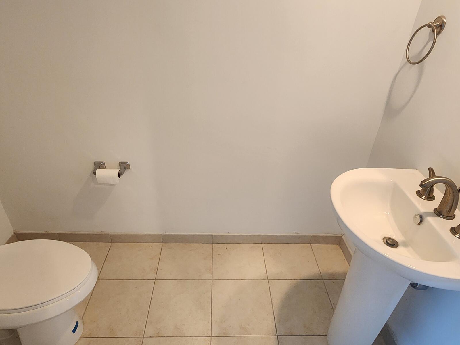 THE OAKS I CONDO - Residential