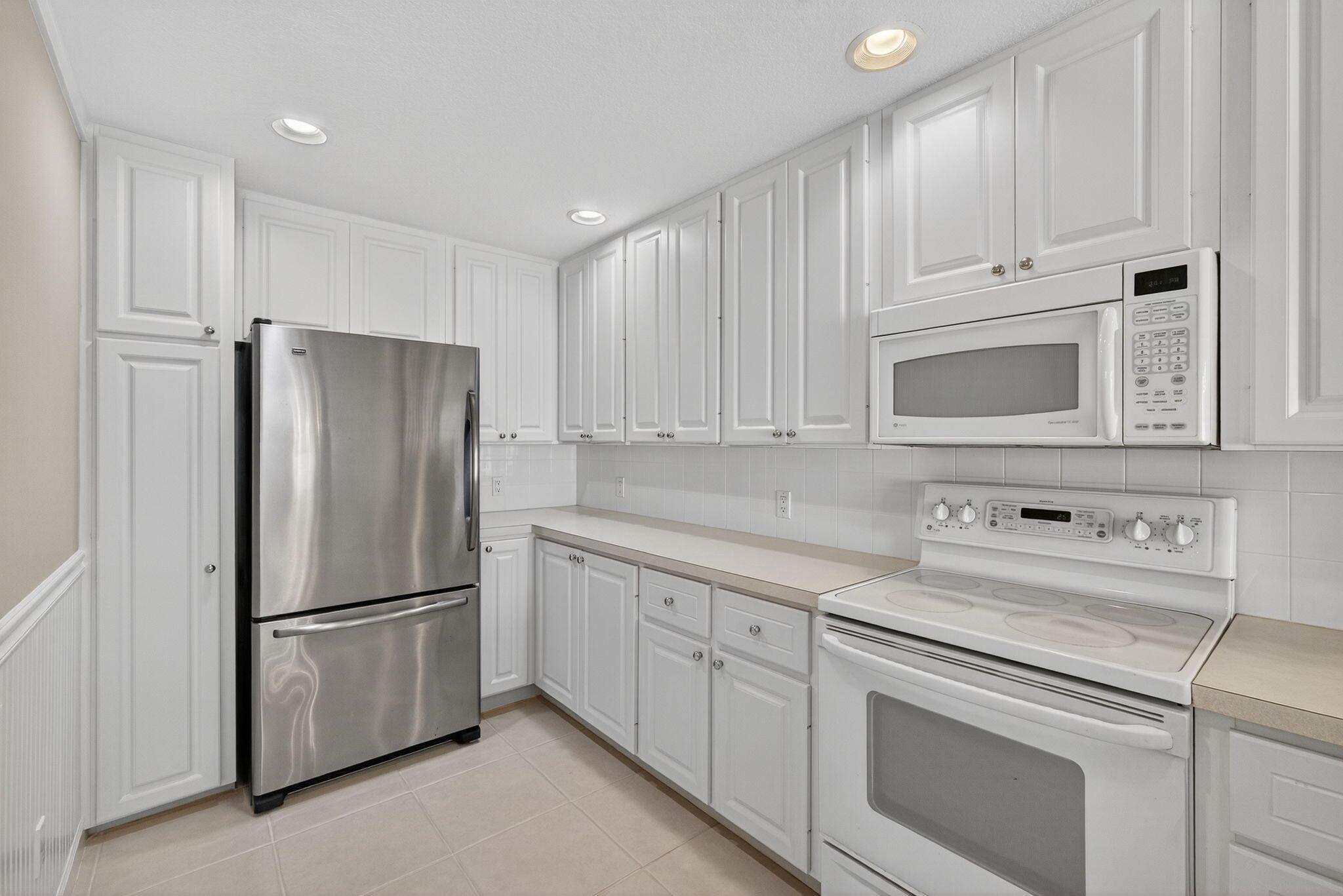 TUSCANY AT ABACOA 2 - Residential