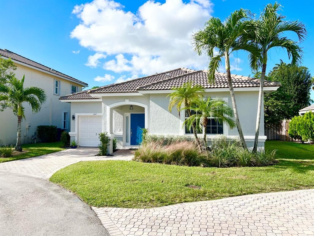 Photo of 1827 Capeside Circle, Wellington, FL 33414 (MLS # R10880287)