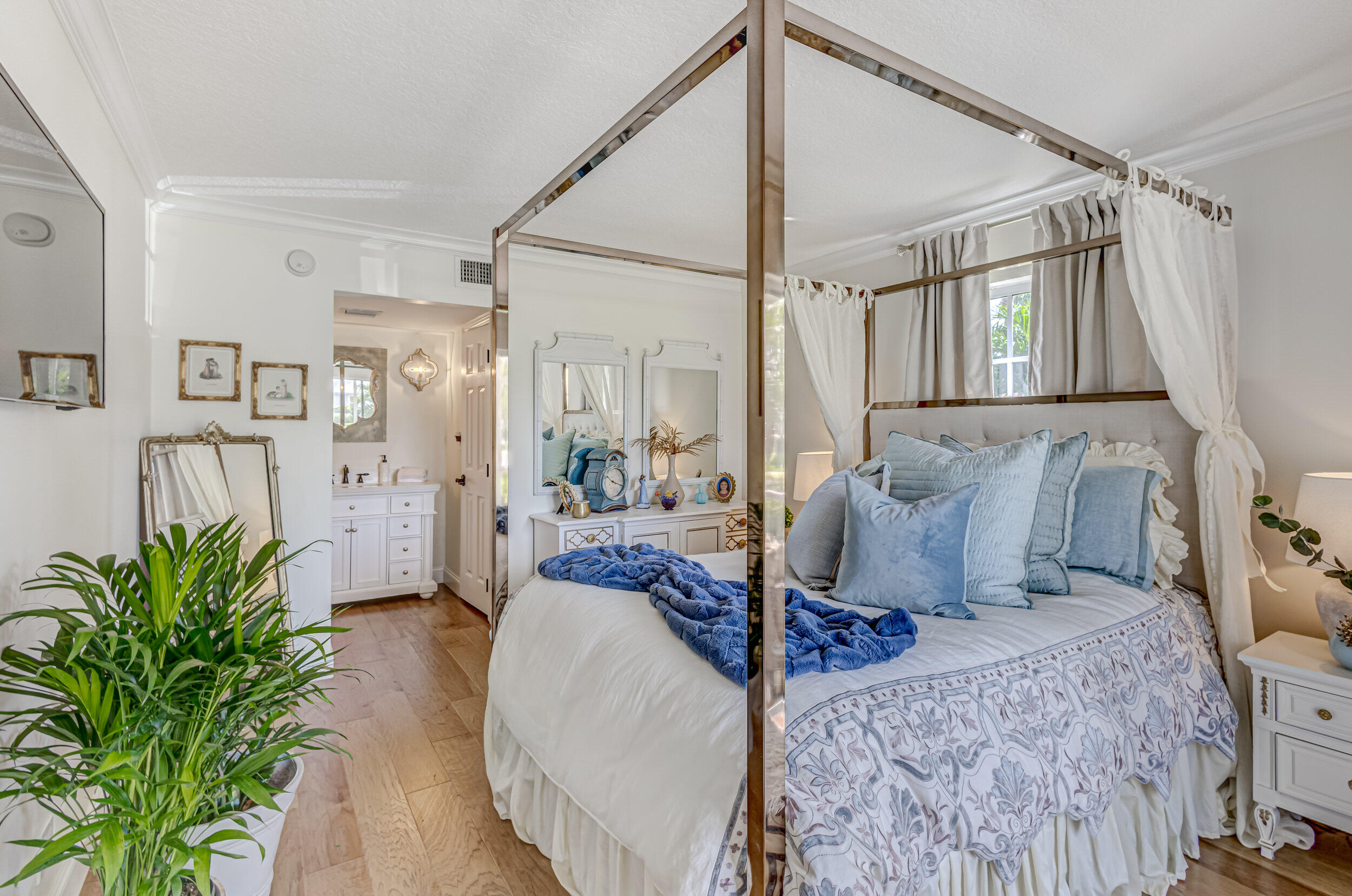 TAMBERLANE 5 CONDO - Residential Lease