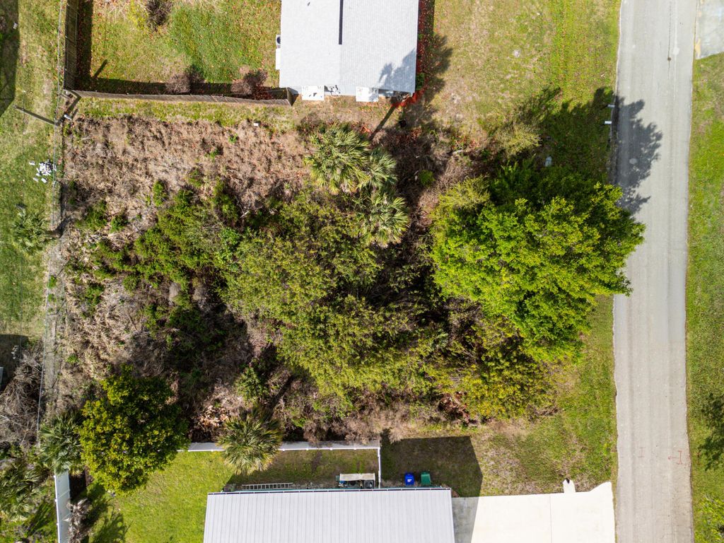 Photo of 774 Bayfront Terrace, Sebastian, FL 32958 (MLS # B26004435)