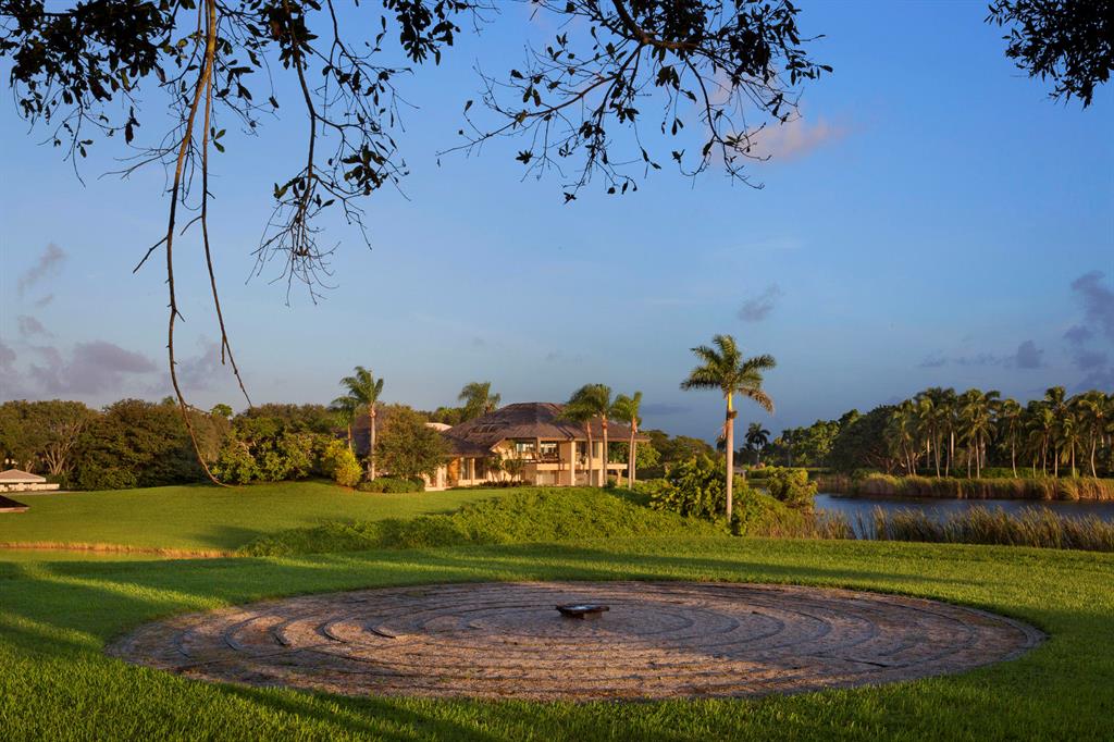 Le Lac - Residential