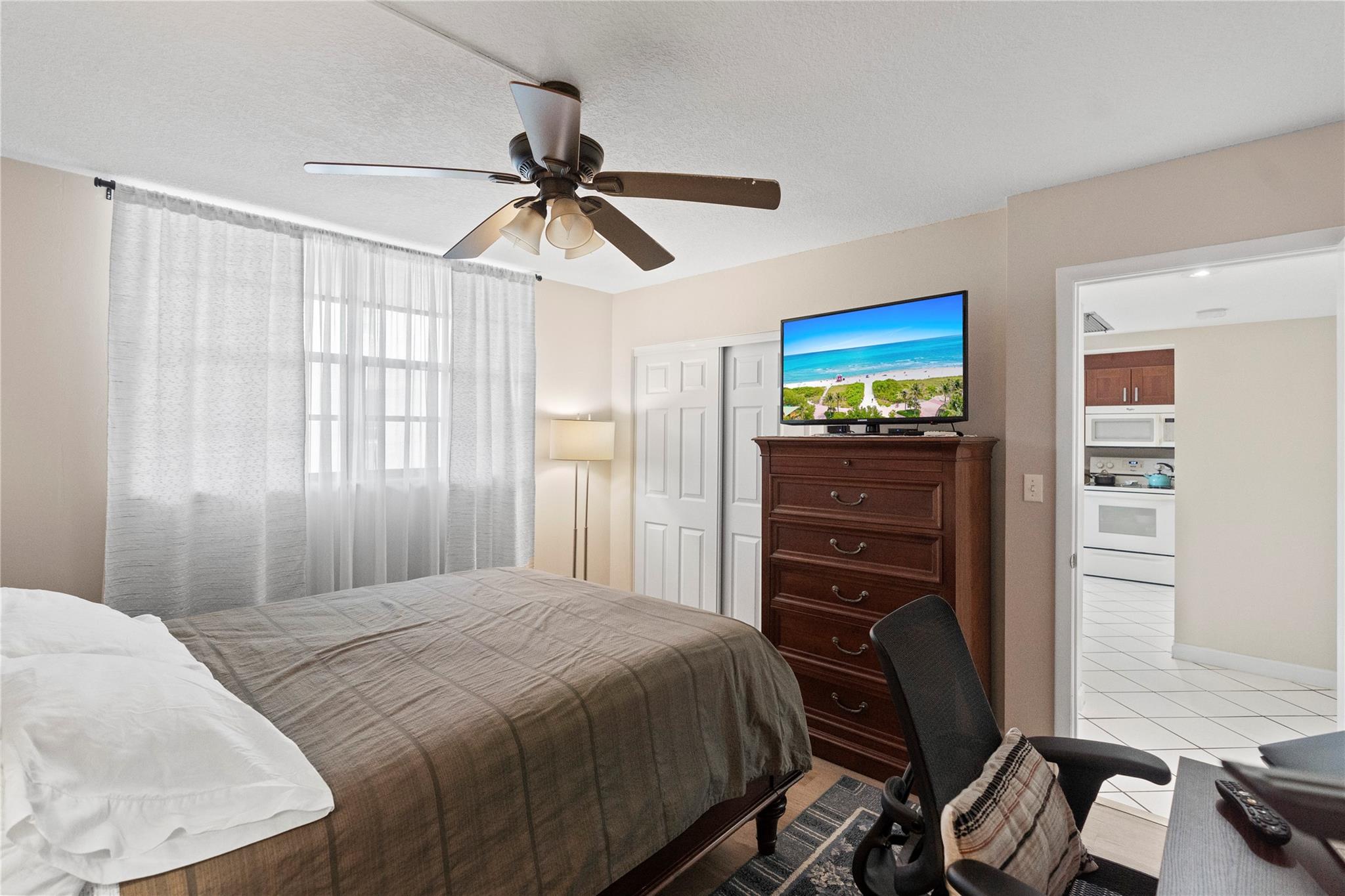COLONY POINT 5 CONDO - Residential