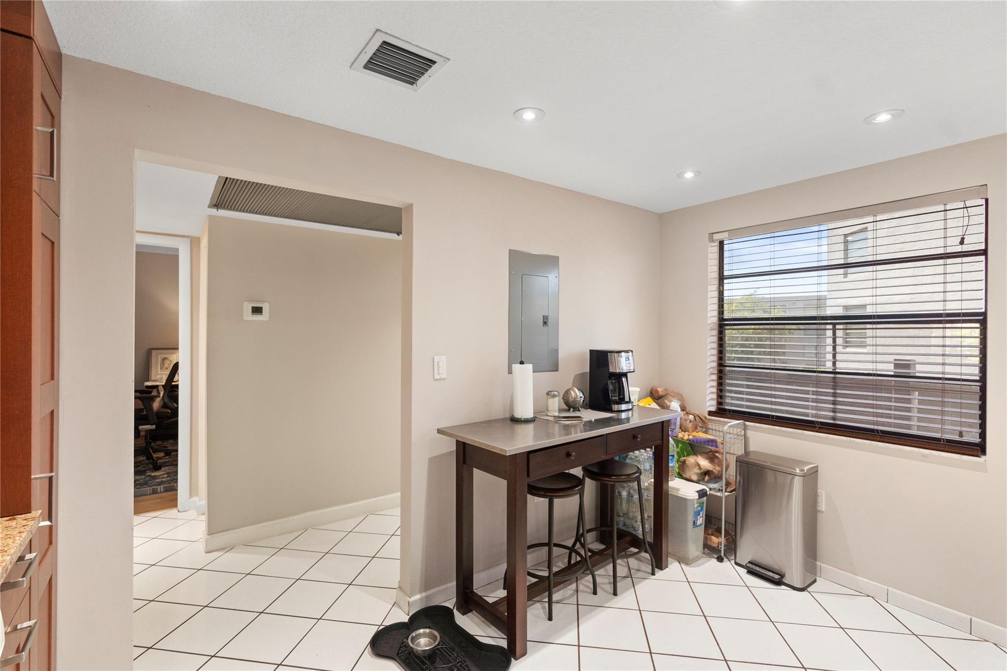 COLONY POINT 5 CONDO - Residential