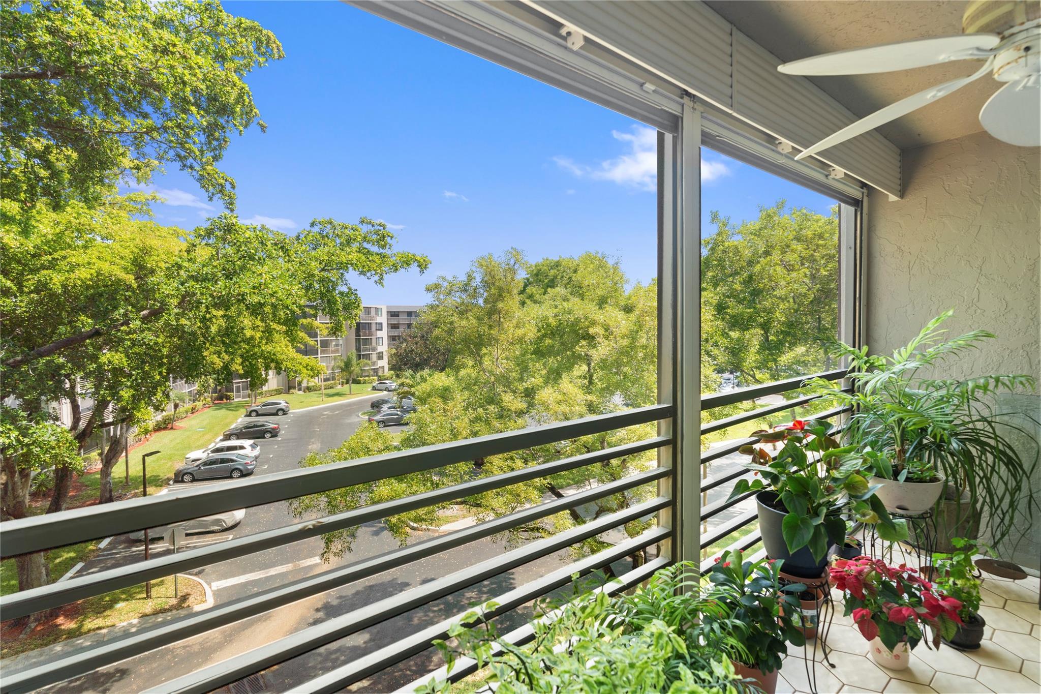 COLONY POINT 5 CONDO - Residential