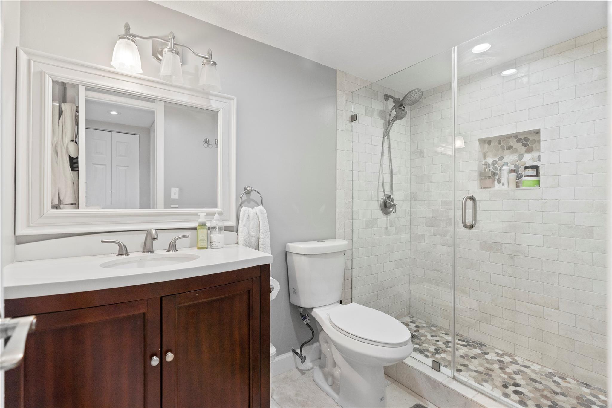 COLONY POINT 5 CONDO - Residential