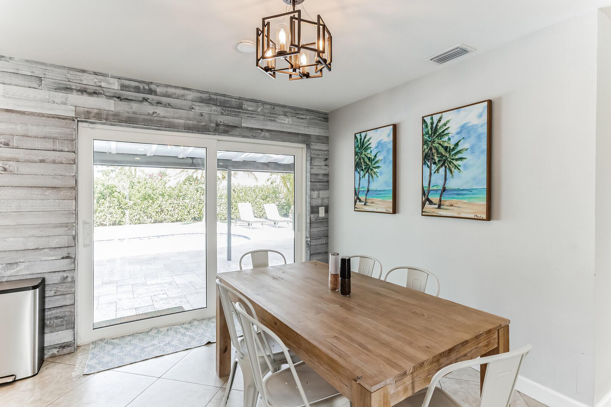 View photos, virtual tours, details... 19 Willow Road