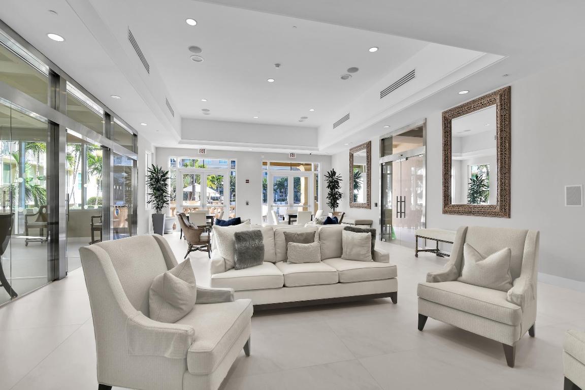 PALMETTO PLACE CONDO - Residential Lease