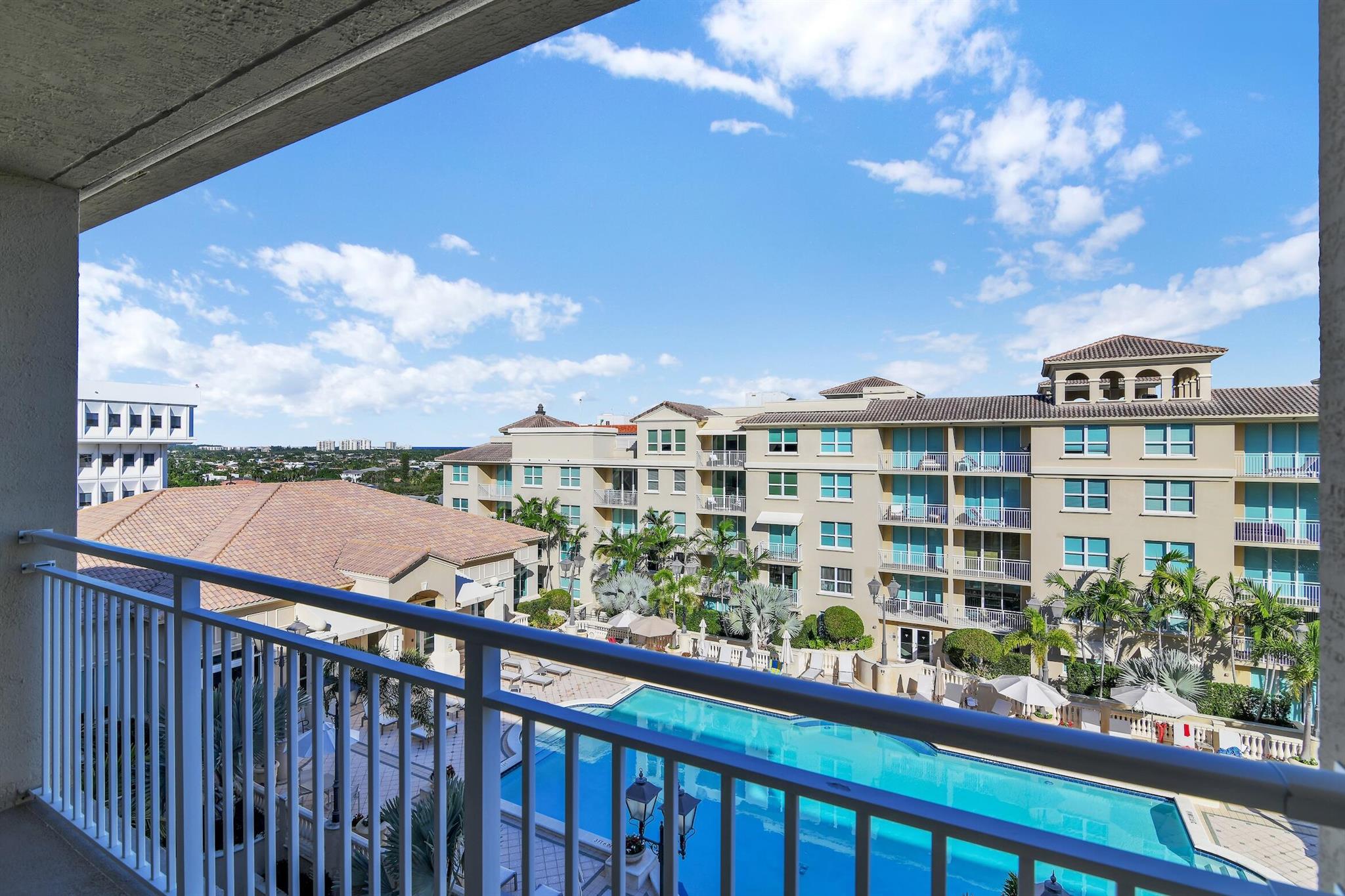 PALMETTO PLACE CONDO - Residential Lease