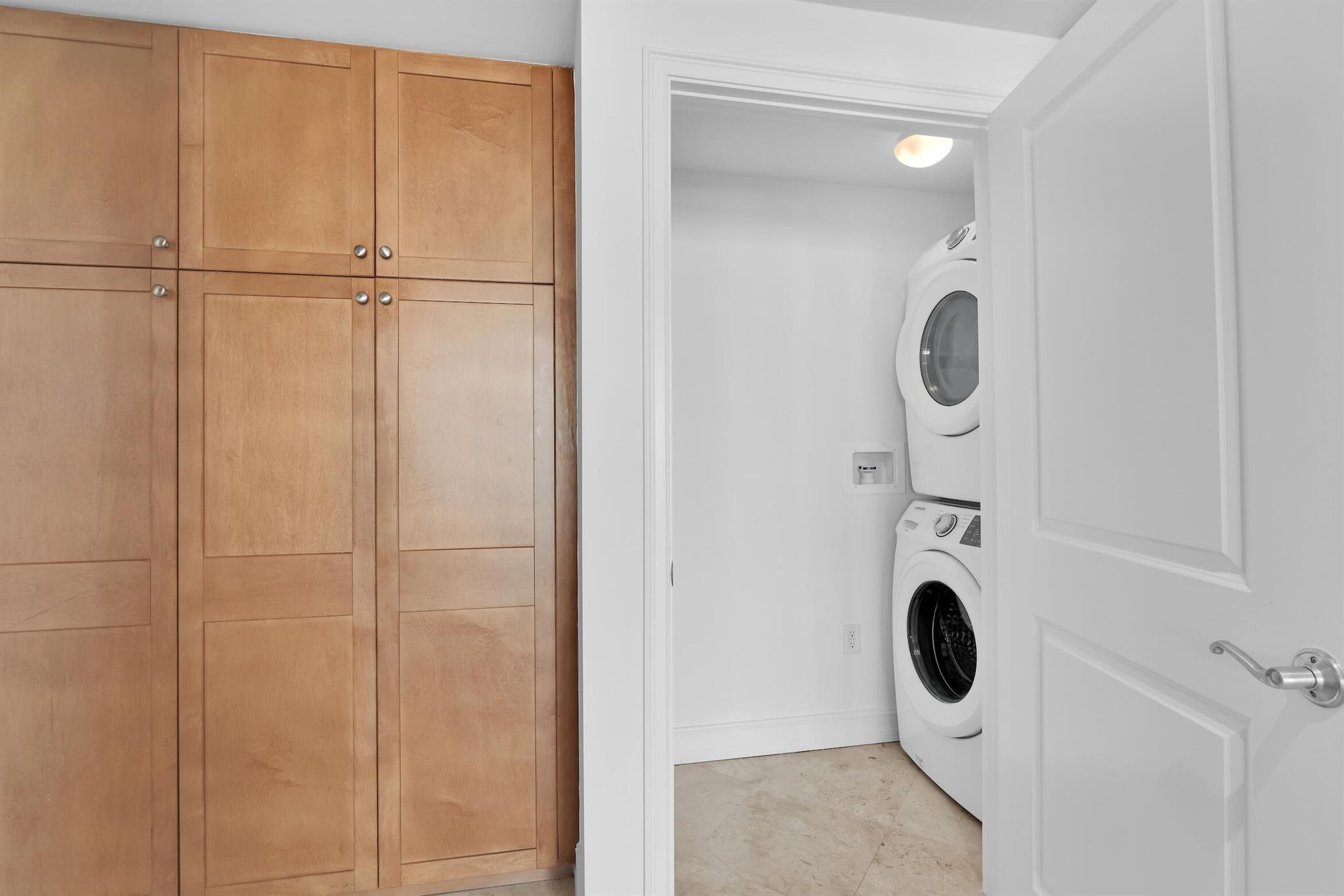 PALMETTO PLACE CONDO - Residential Lease