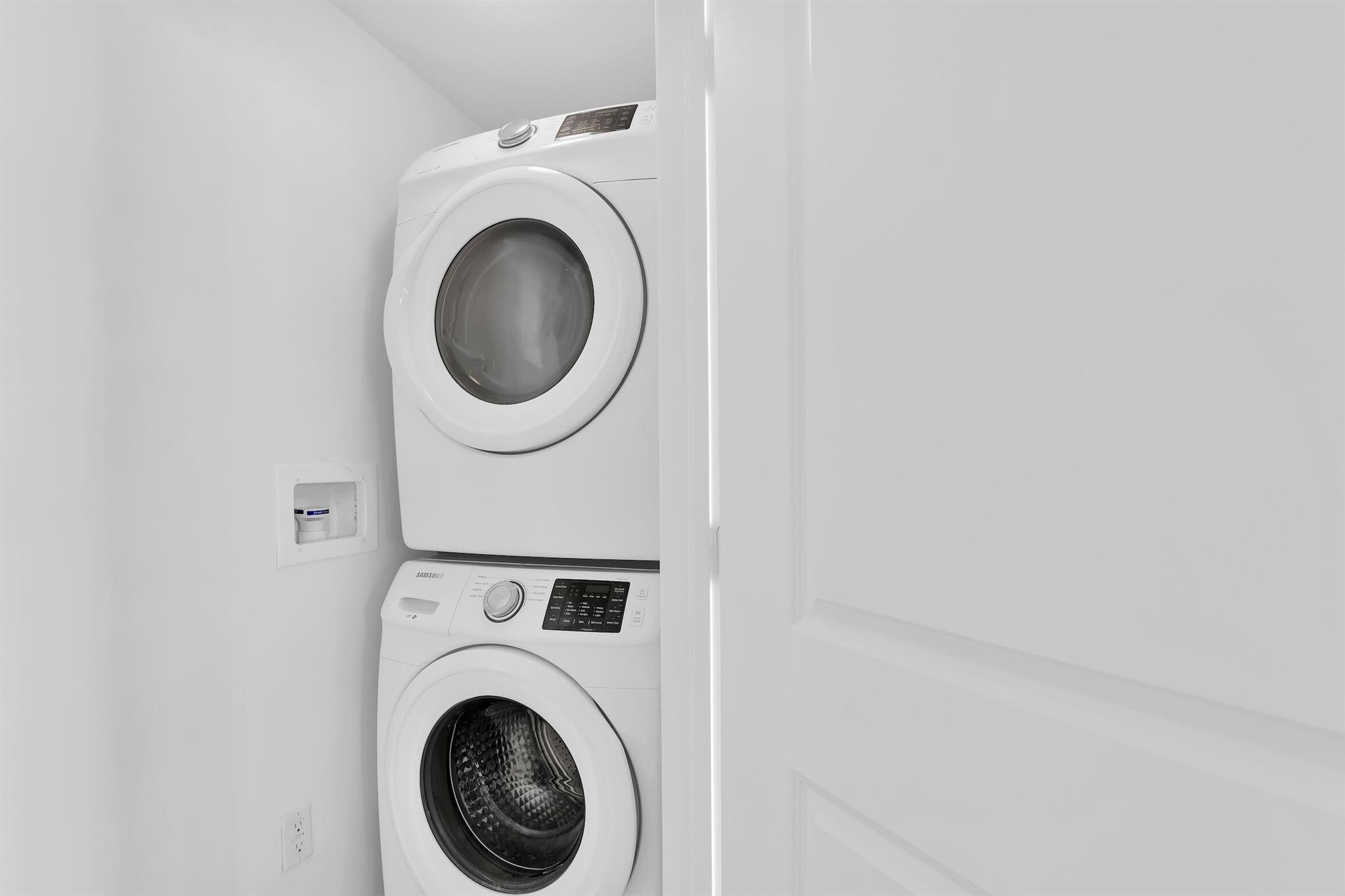 PALMETTO PLACE CONDO - Residential Lease