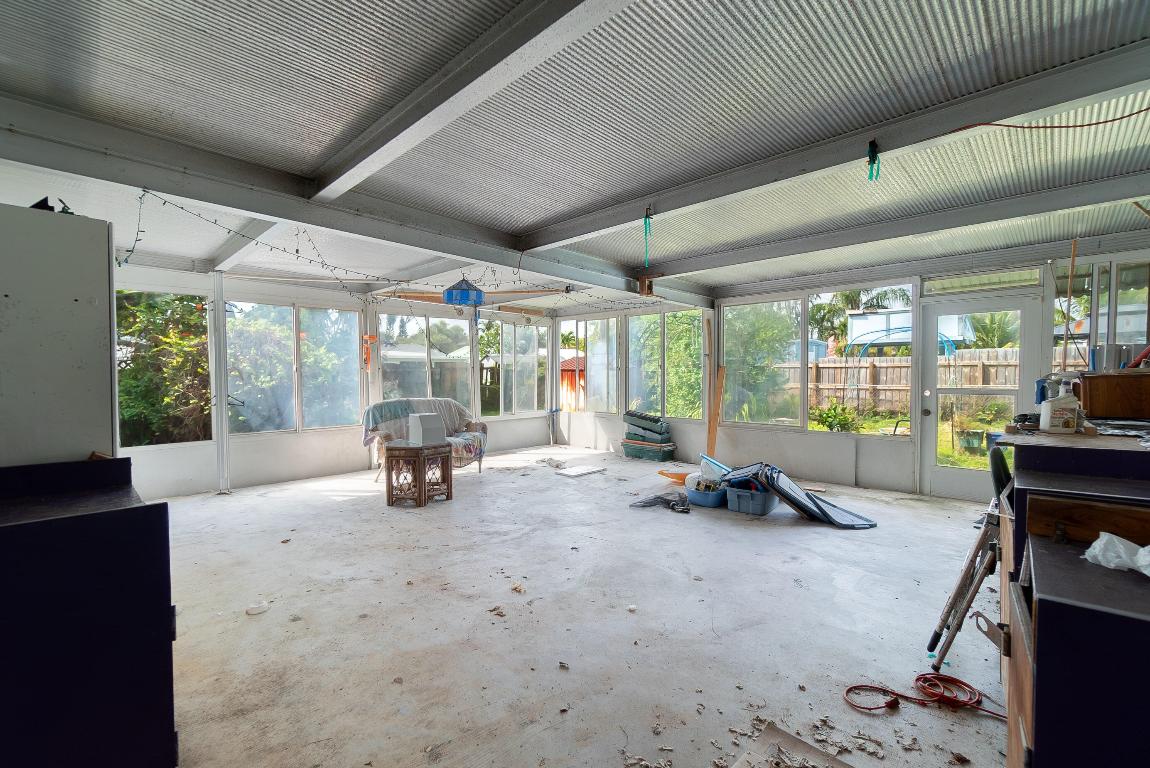 BOWERS PARK - Residential Income