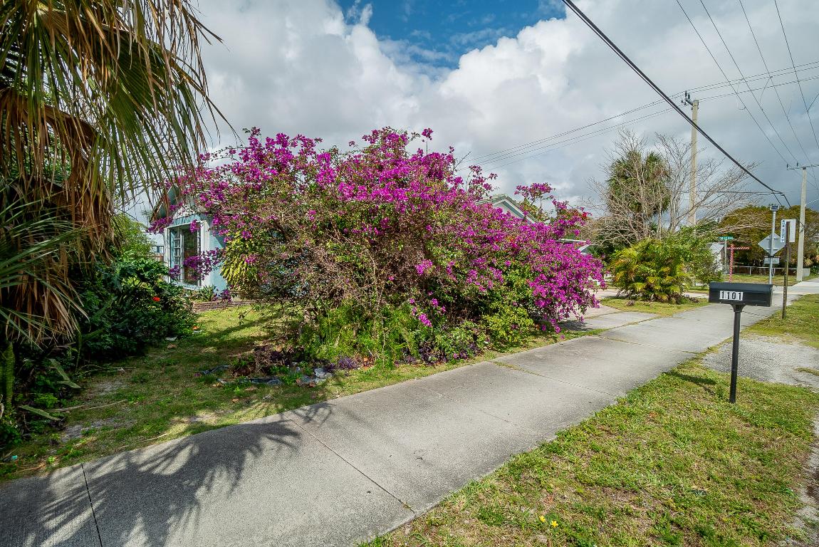 BOWERS PARK - Residential Income