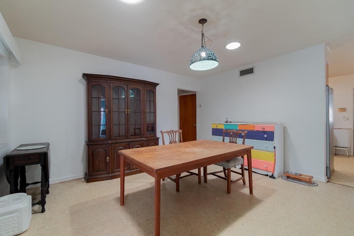 BOWERS PARK - Residential Income