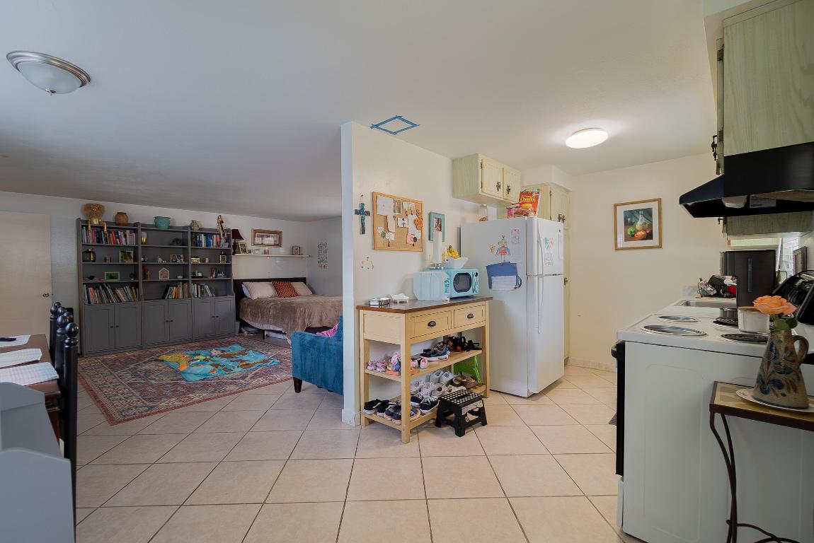 BOWERS PARK - Residential Income