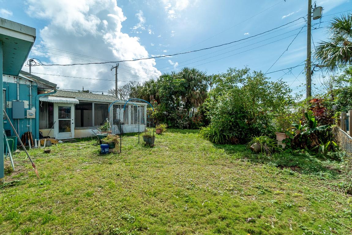 BOWERS PARK - Residential Income