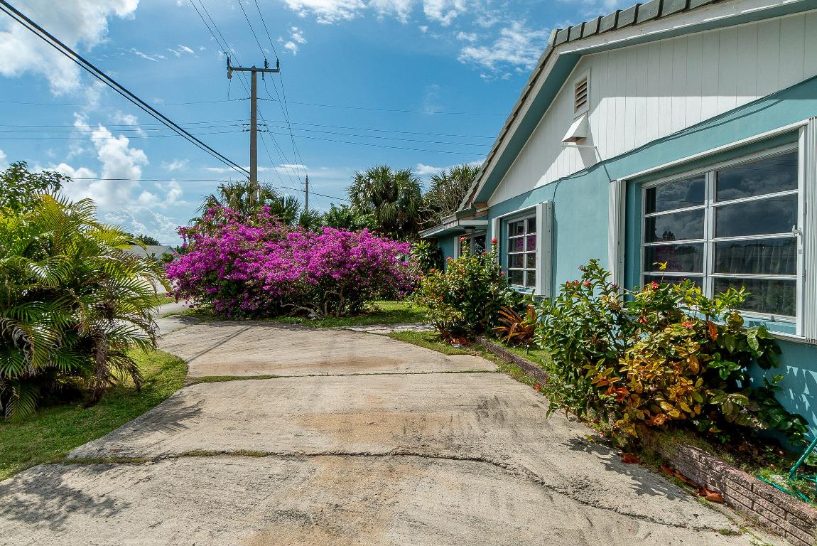 BOWERS PARK - Residential Income