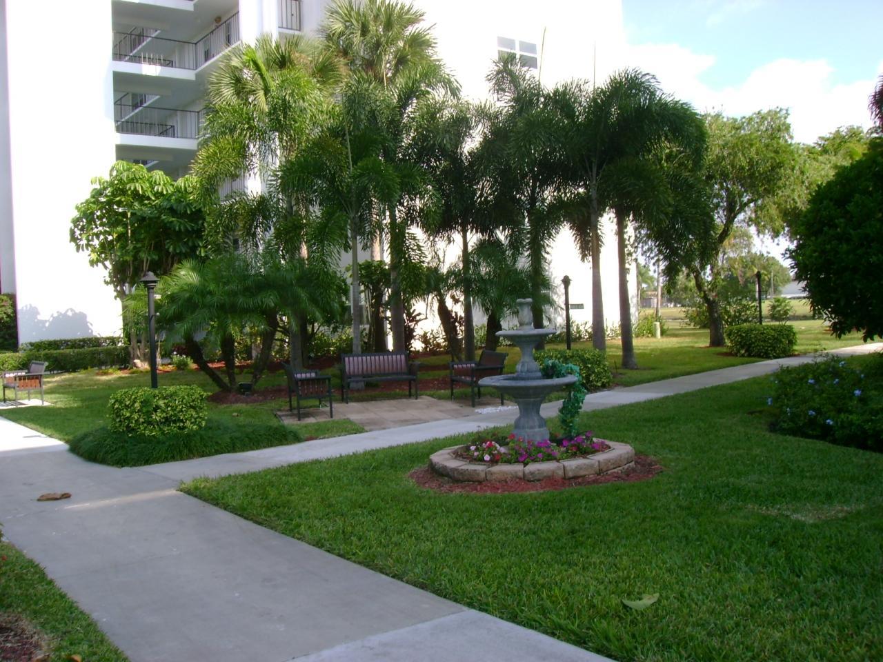 POINCIANA PLACE CONDO A,B - Residential