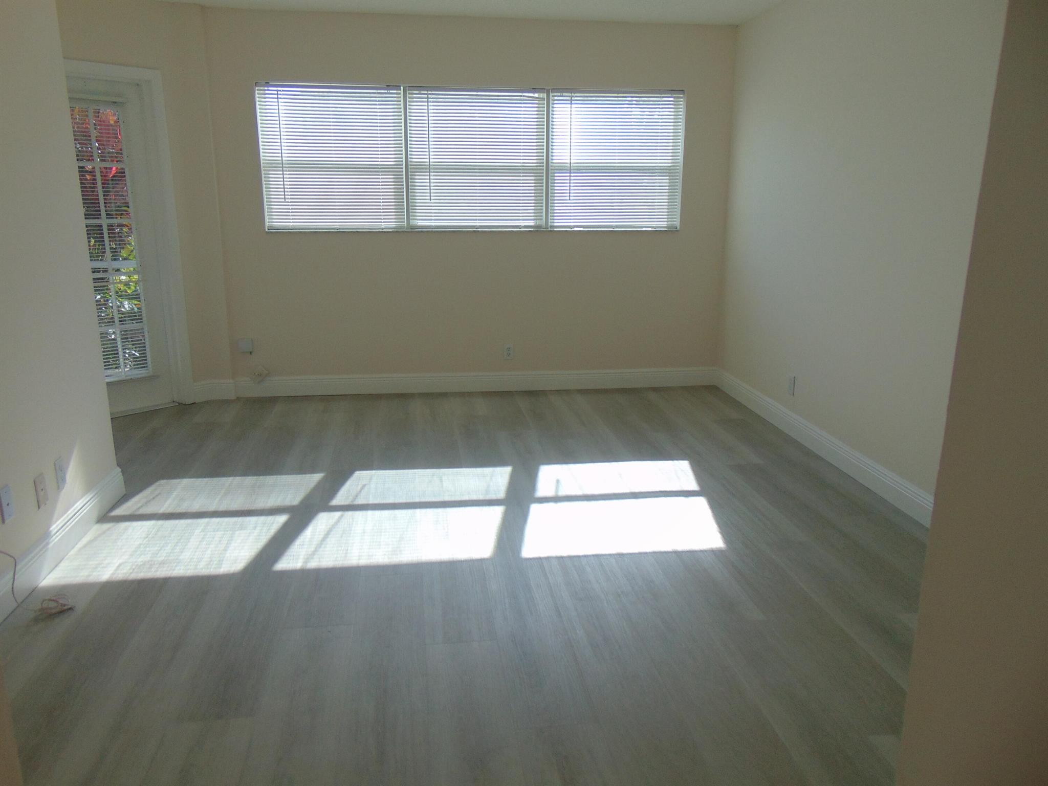 POINCIANA PLACE CONDO A,B - Residential