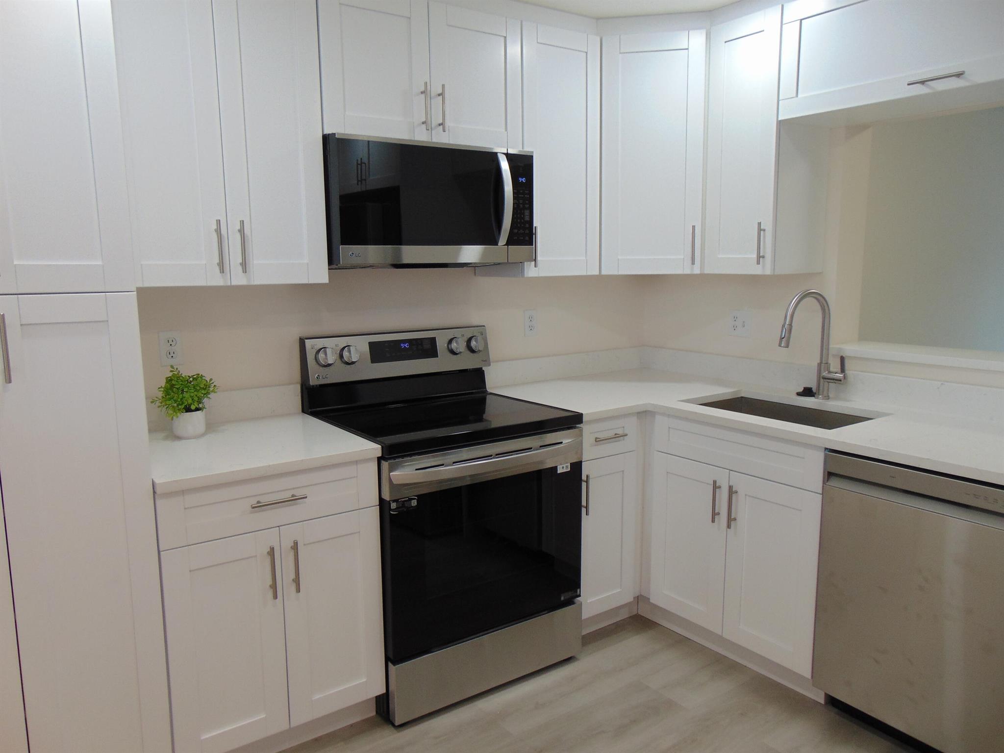 POINCIANA PLACE CONDO A,B - Residential