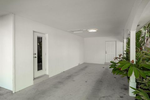 A home in Lake Worth Beach