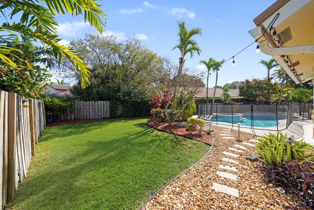 Photo of 1872 NW 109th Avenue, Plantation, FL 33322 (MLS # B26000276)