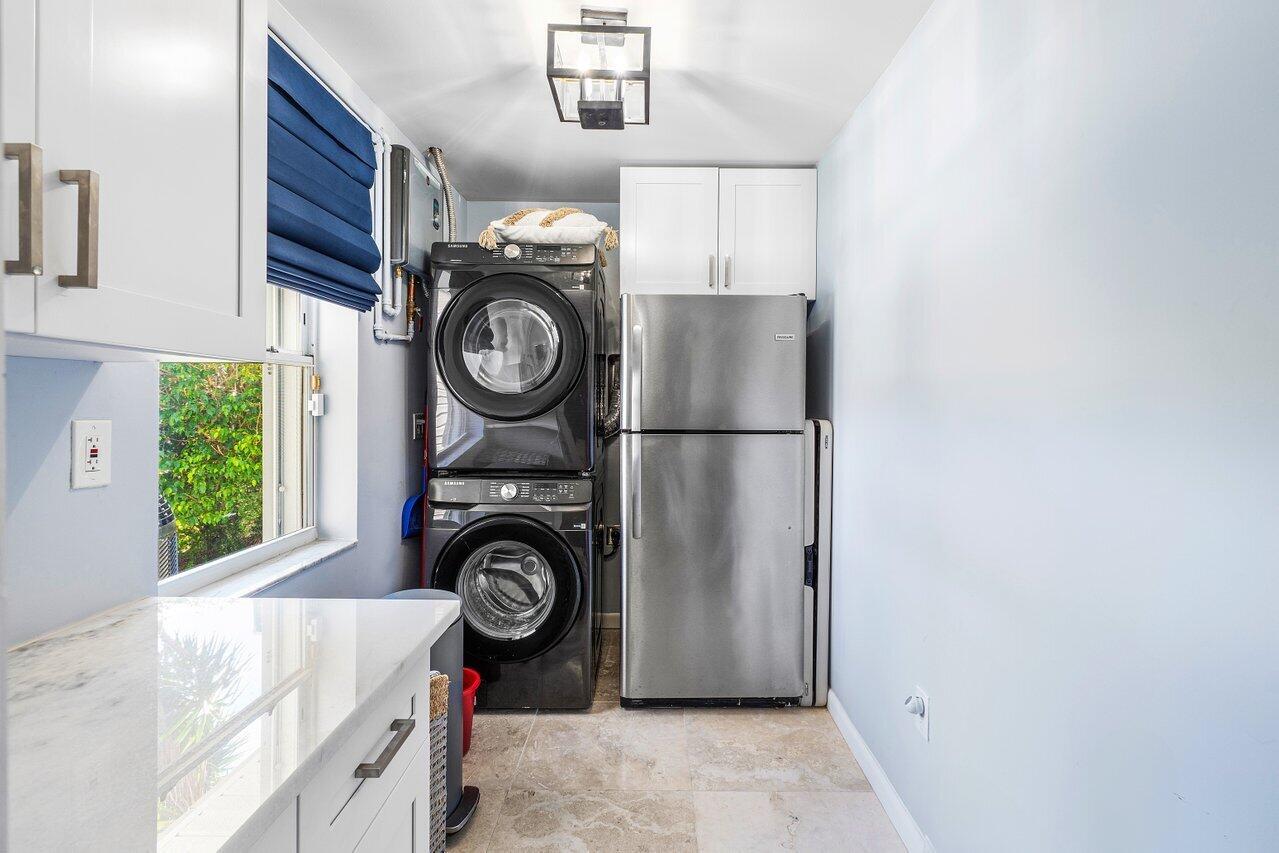 TROPIC ISLE 4TH SEC - Residential