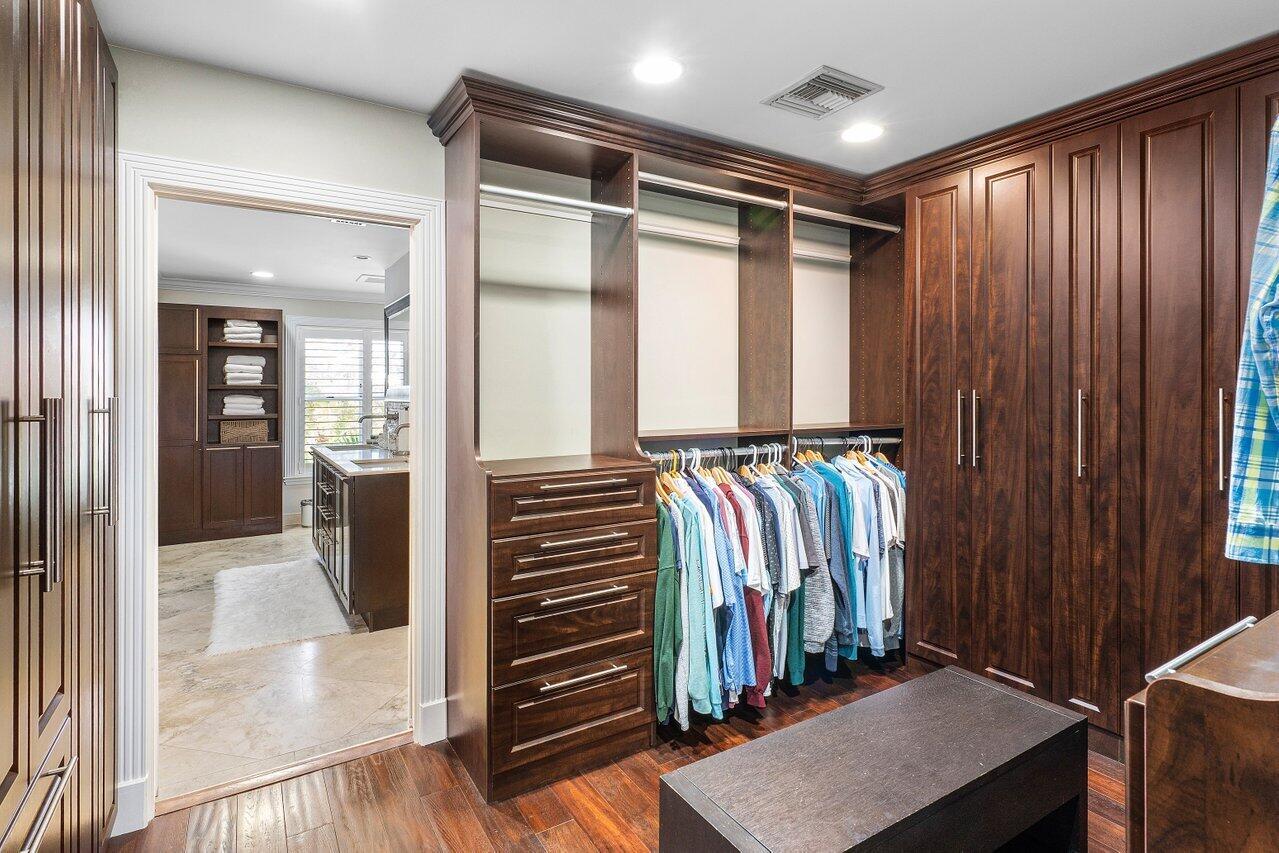 TROPIC ISLE 4TH SEC - Residential