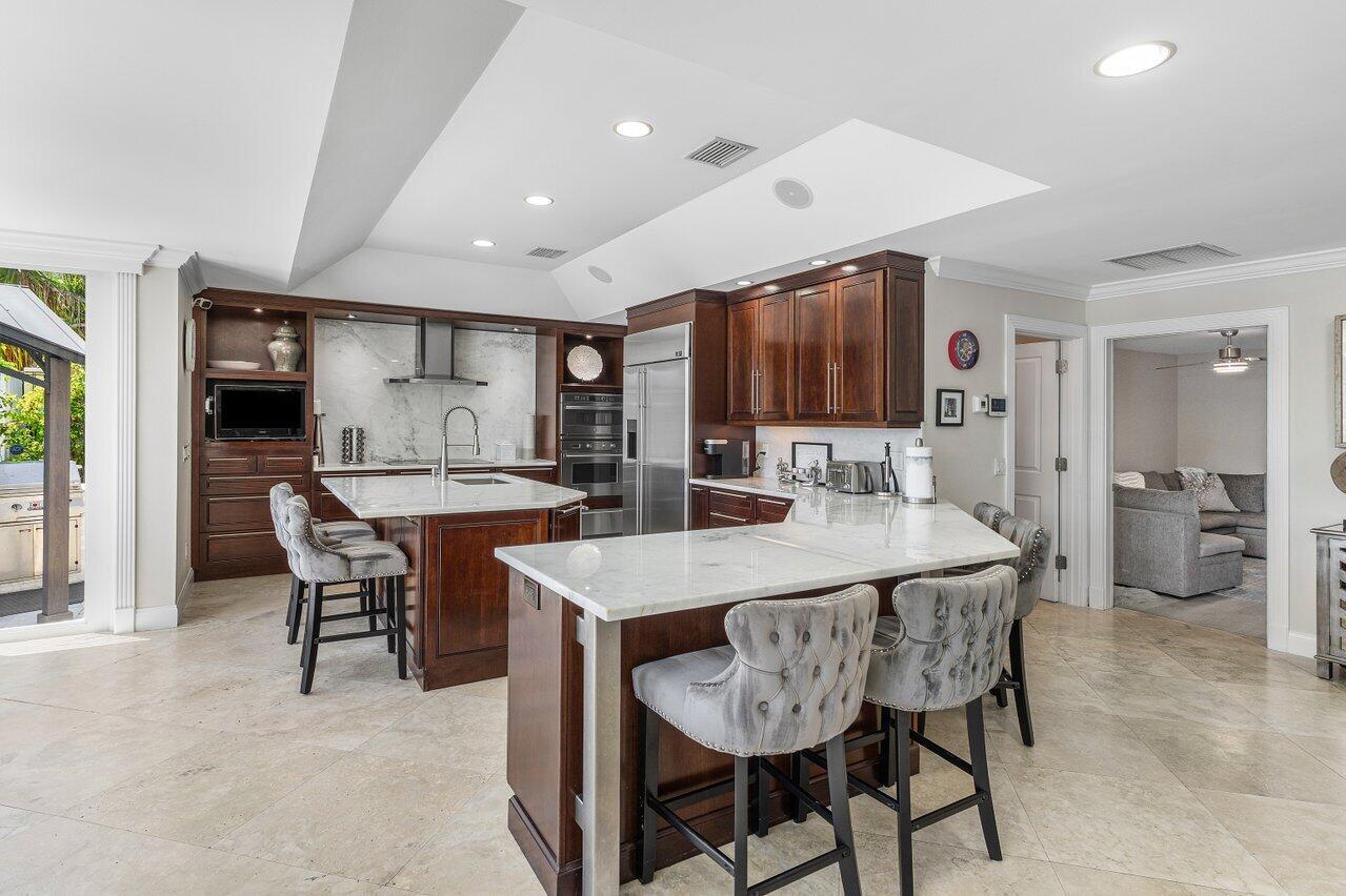 TROPIC ISLE 4TH SEC - Residential