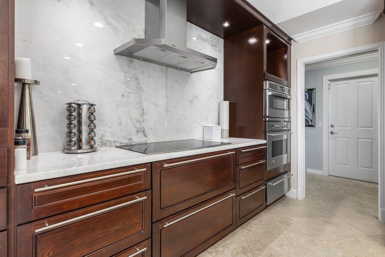 TROPIC ISLE 4TH SEC - Residential